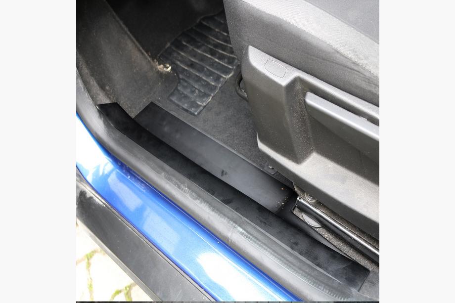 Renault Duster 2018-2024 Protectii praguri interioare EuroCap (5 buc, ABS) Foto 5