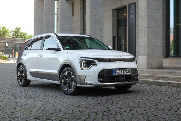 Revizuirea celui de-al doilea crossover electric KIA Niro EV Fotografie 1