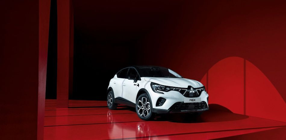 Prezentare generală a crossover-ului compact de generația a patra Mitsubishi ASX