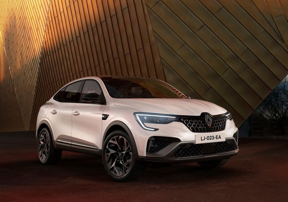 Revizuirea crossover-ului Renault Arkana actualizat