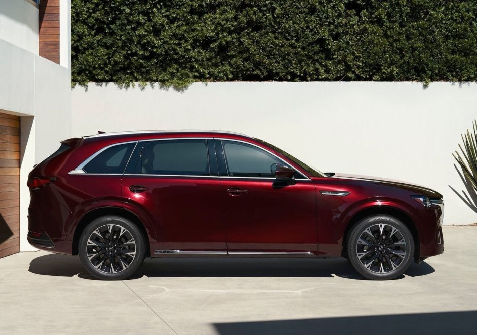 Revizuirea SUV-ului Mazda CX-90 full-size