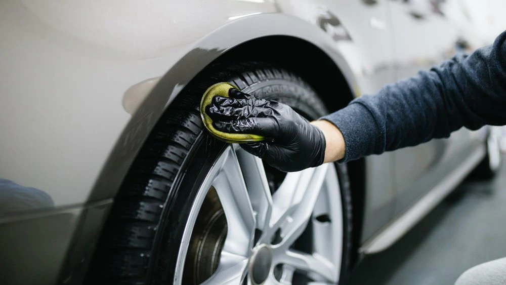 Cum să îngrijești corect anvelopele auto: sfaturi și recomandări