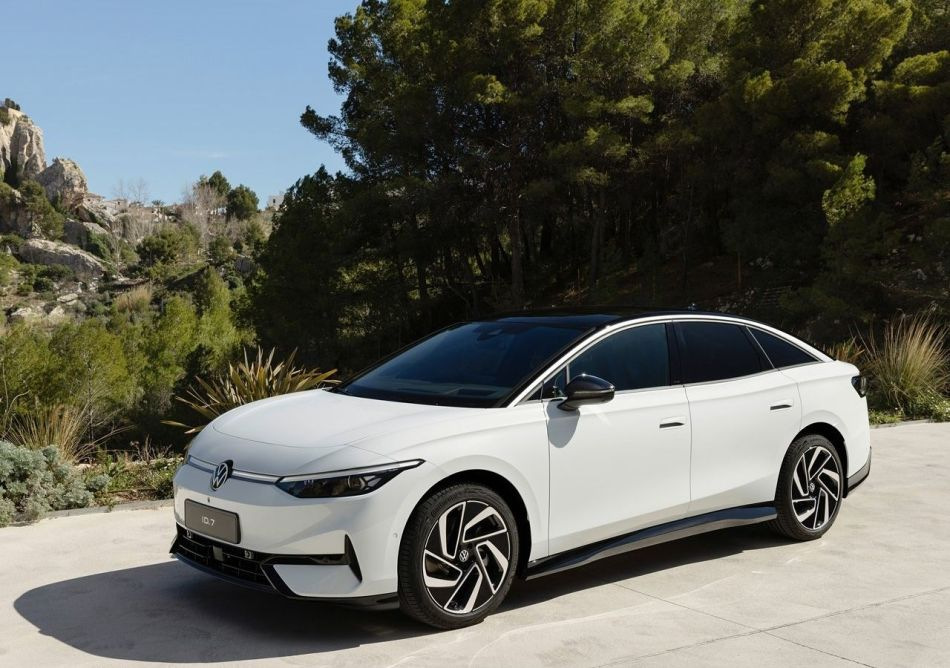 Revizuirea modelului electric Volkswagen ID.7 cu tracțiune spate liftback