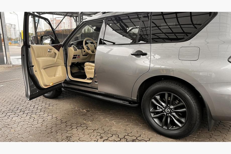 Nissan Armada 2016-2024 Praguri Laterale New Vision Grey (2 buc, Aluminiu) Foto 3