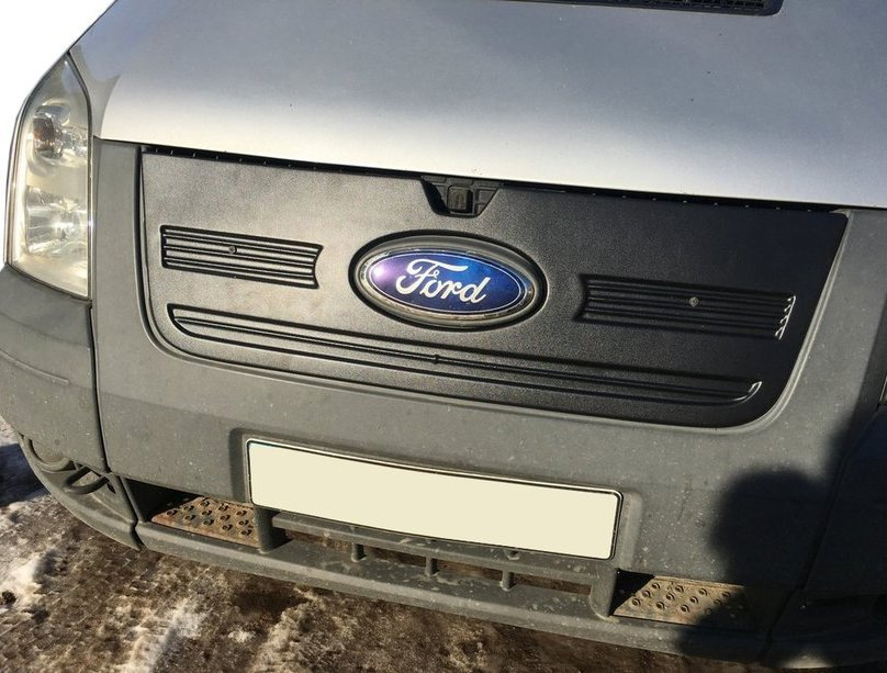 Husa de iarna pe grila radiatorului si beneficiile acesteia