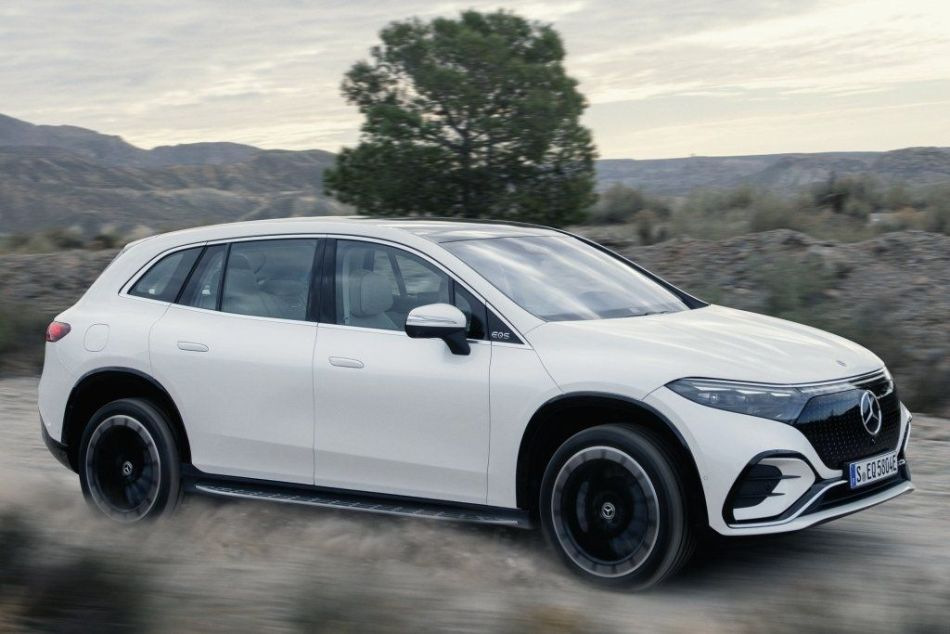 Revizuirea crossover-ului electric premium Mercedes-Benz EQS