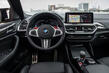 Prezentare generală a modificării sportive a crossover-ului BMW X4 M foto 5