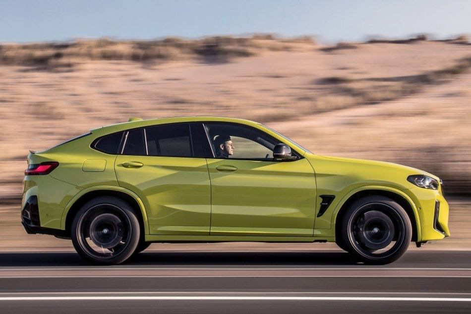 Prezentare generală a modificării sportive a crossover-ului BMW X4 M