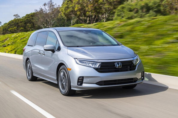 Honda Odyssey: un monovolum de familie cu caracteristici unice Fotografie 1