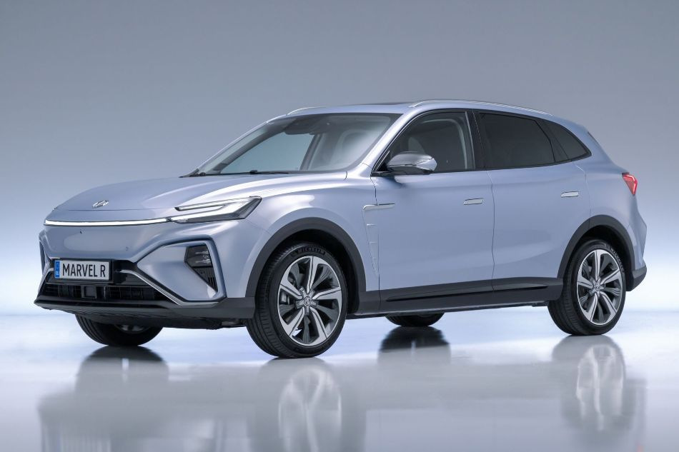 Revizuirea crossoverului electric MG Marvel R
