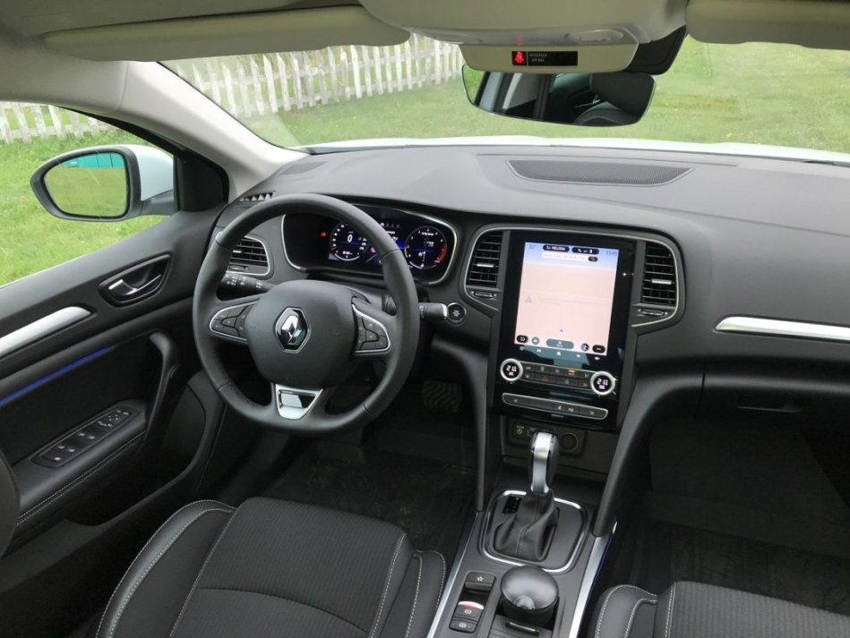 Prezentare generală a Renault Megane Sedan a patra încarnare actualizată