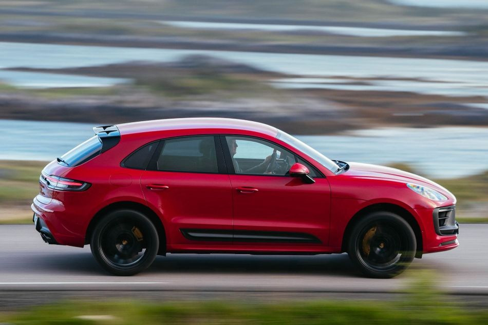Crossover Porsche Macan cu tracțiune integrală actualizat