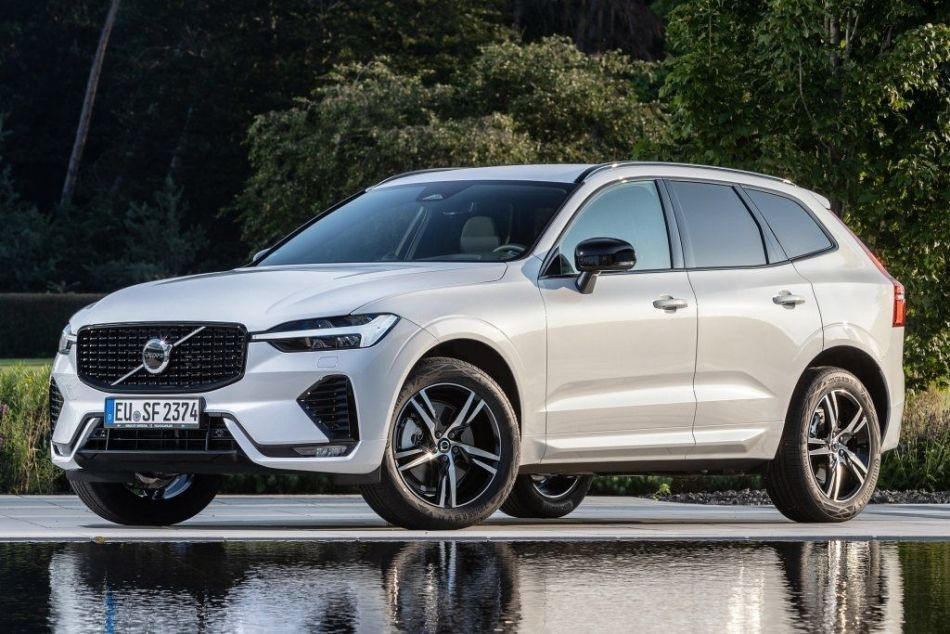 Crossover-ul actualizat al celei de-a doua încarnări - Volvo XC60