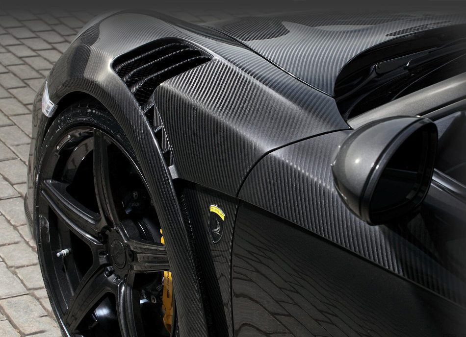 Caracteristici ale peliculei de carbon în tuning auto