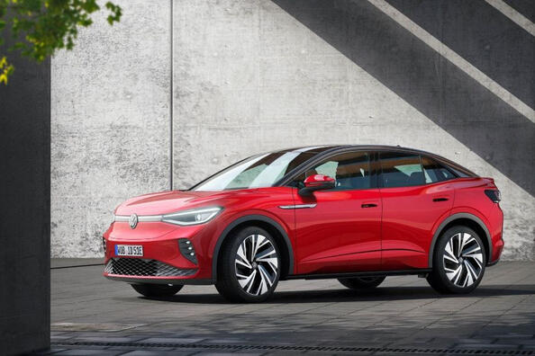 Revizuirea crossover-ului electric cu tracțiune integrală Volkswagen ID.5 GTX Fotografie 1
