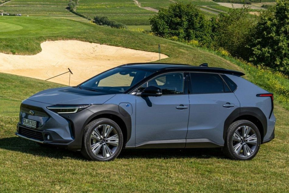 Crossover electric cu tracțiune integrală Subaru Solterra