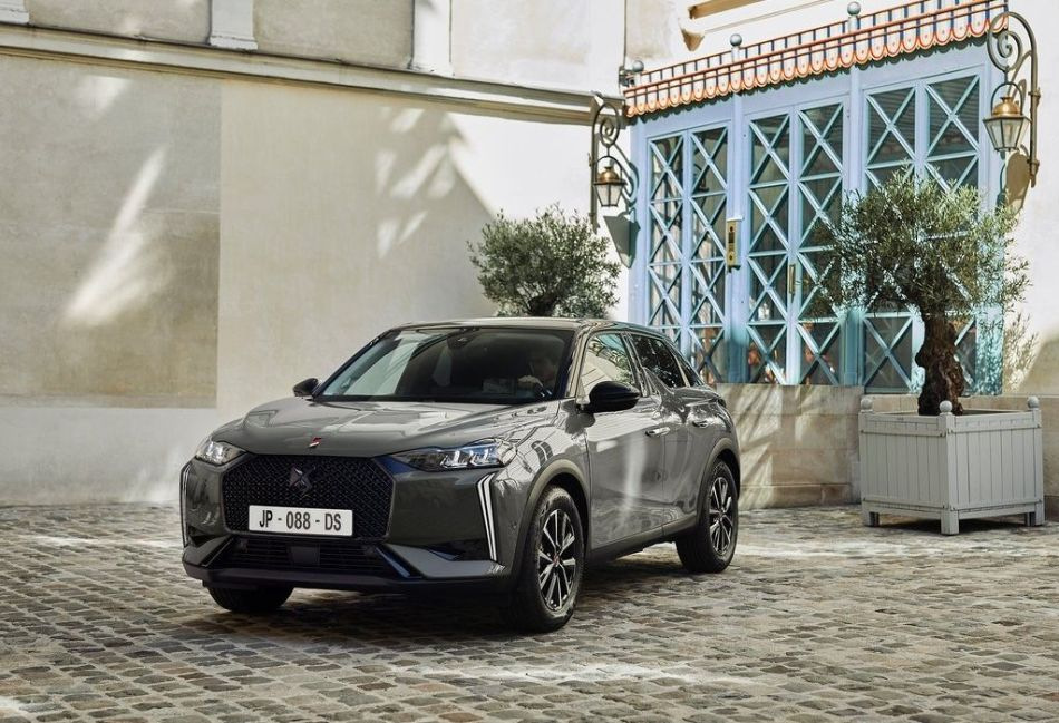 Revizuirea crossover-ului electric DS 3 E-Tense actualizat
