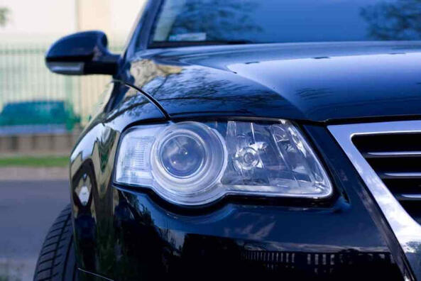 Cum să prelungești durata de viață a farurilor auto