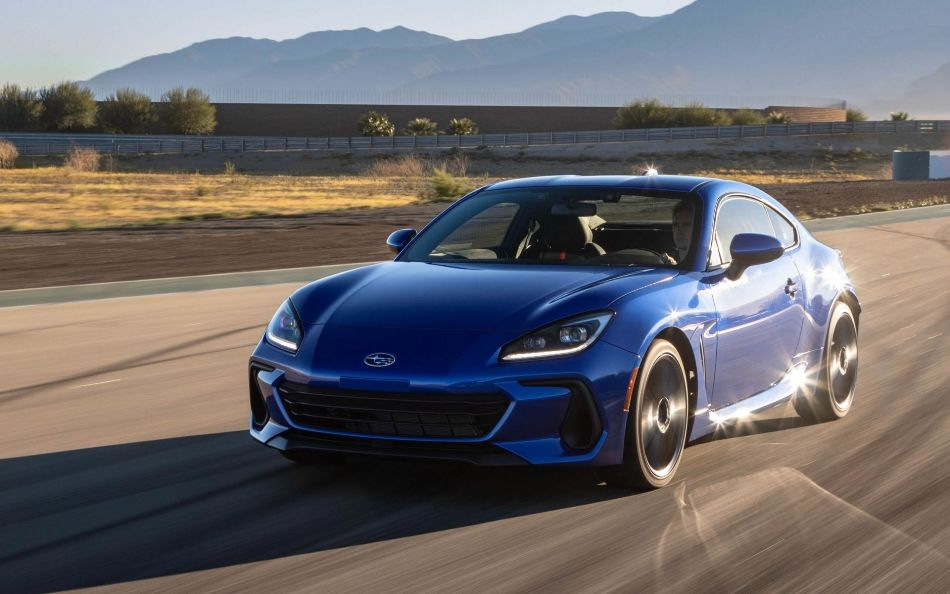A doua generație a coupe-ului sport Subaru BRZ