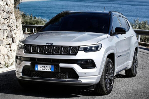 Revizuirea crossover-ului actualizat al Jeep Compass de a doua generație