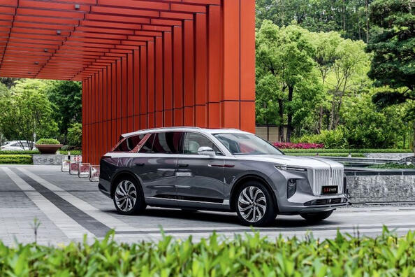 Hongqi E-HS9: o mașină electrică de lux din China