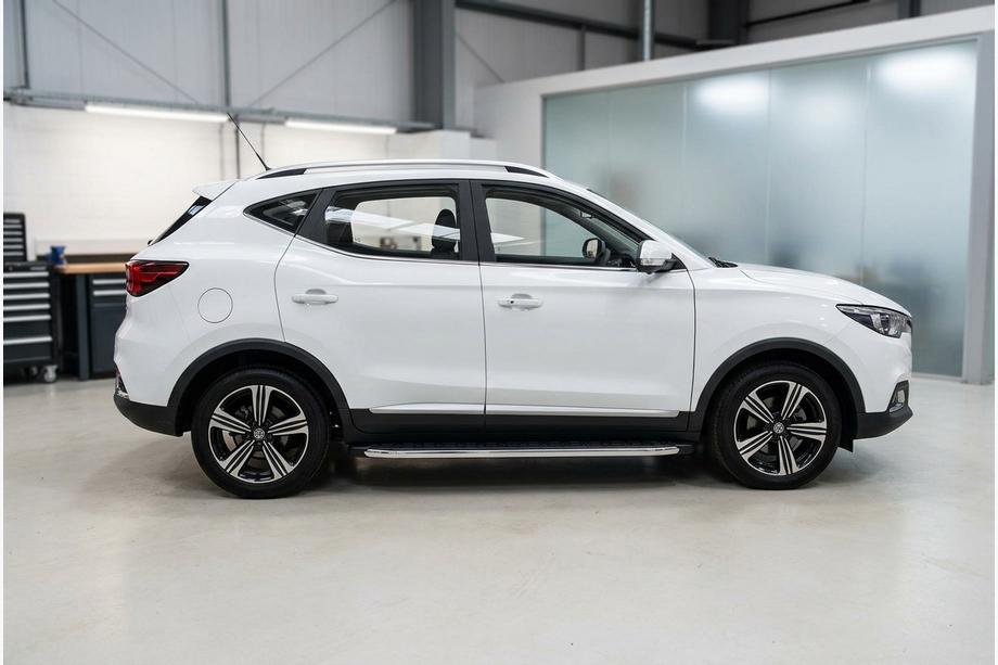 MG ZS 2017-2024 Praguri Laterale BlackLine (2 buc, Aluminiu) Image