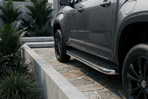 Volkswagen Amarok 2022- Praguri Laterale BlackLine (2 buc, Aluminiu) foto 1