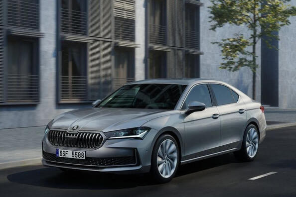 Skoda Superb: recenzie a celei de-a patra generații a modelului