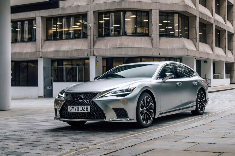 Lexus LS: o revizuire a sedanului actualizat din a cincea generație