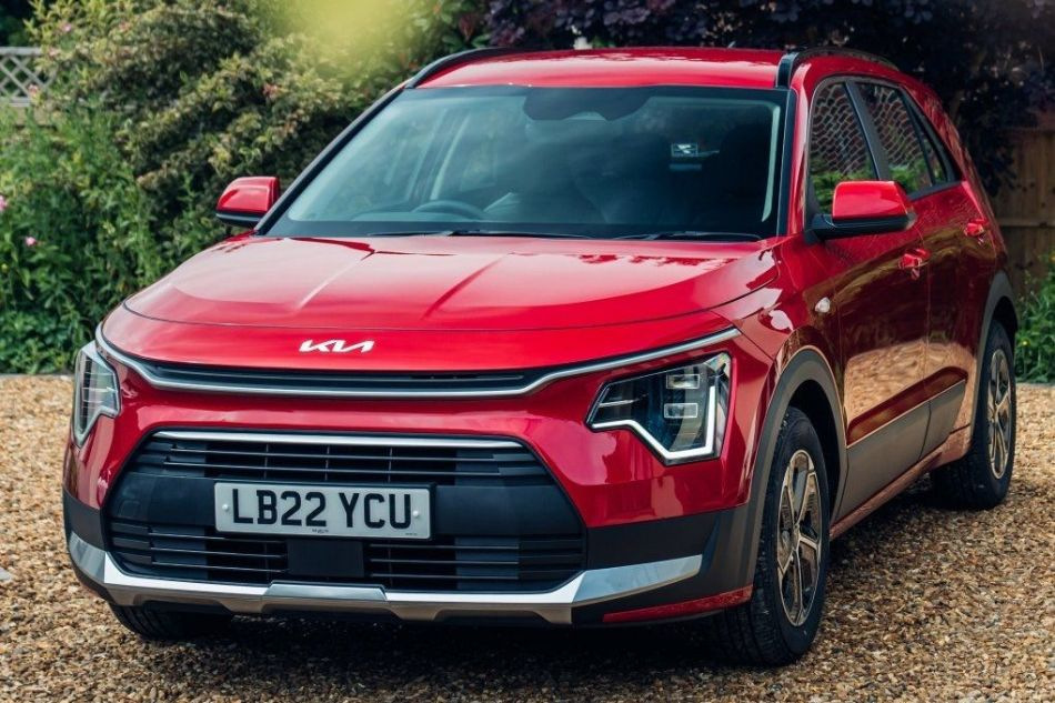 KIA Niro Hybrid din a doua generație: o revizuire a crossover-ului