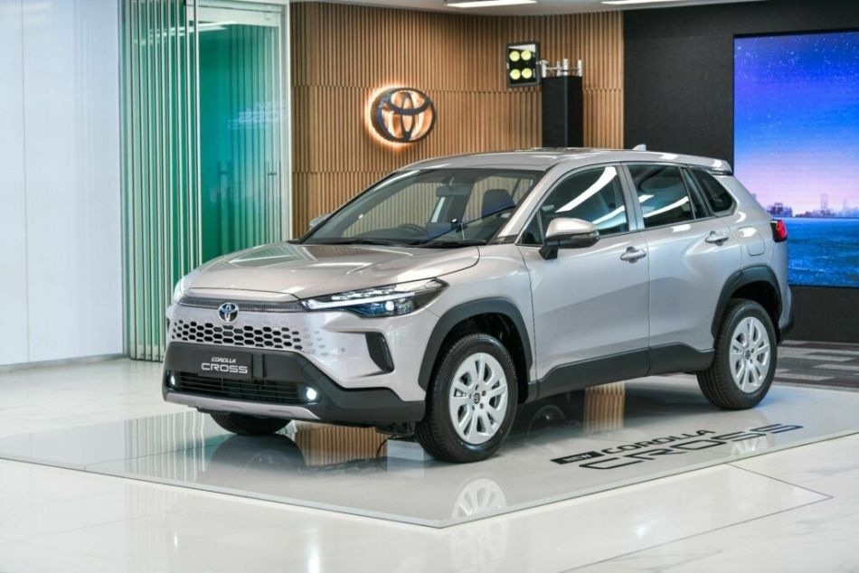 Toyota Corolla Cross: crossover-ul actualizat din 2024