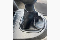 Volkswagen Touran 2003-2010 Husa schimbator viteze din piele foto 1