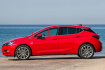 Opel Astra K 2016-2021 Ornamente geamuri (HB) (8 buc, inox) foto 1