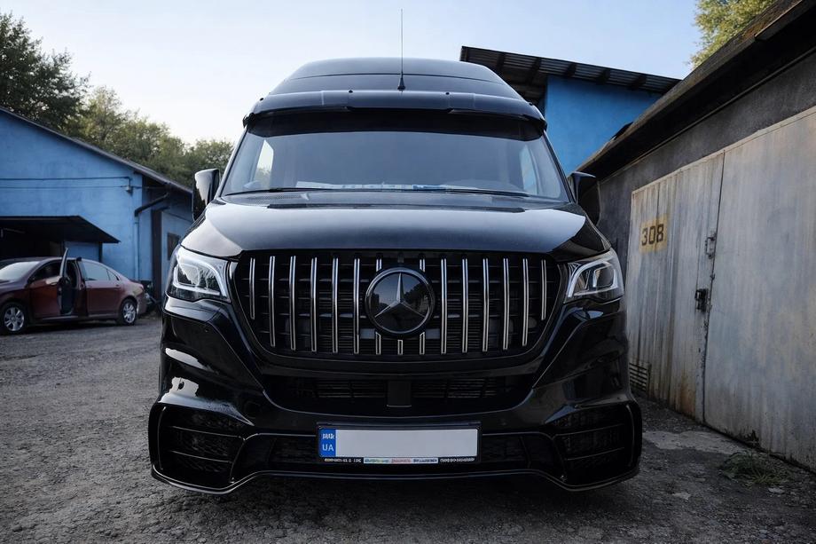 Mercedes Sprinter W907/W910 2018- Bara fata cu grila V2 (AMG) Image