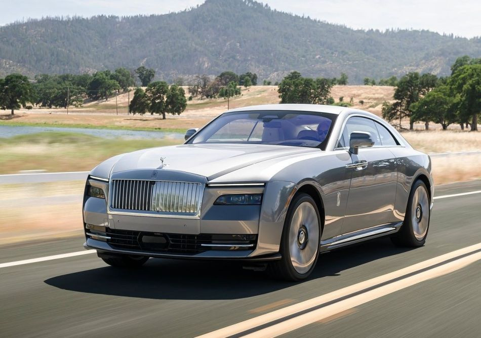 Rolls-Royce Spectre: recenzie a coupe-ului electric