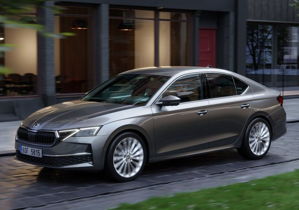 Skoda Octavia 2024: liftback actualizat de a patra generație