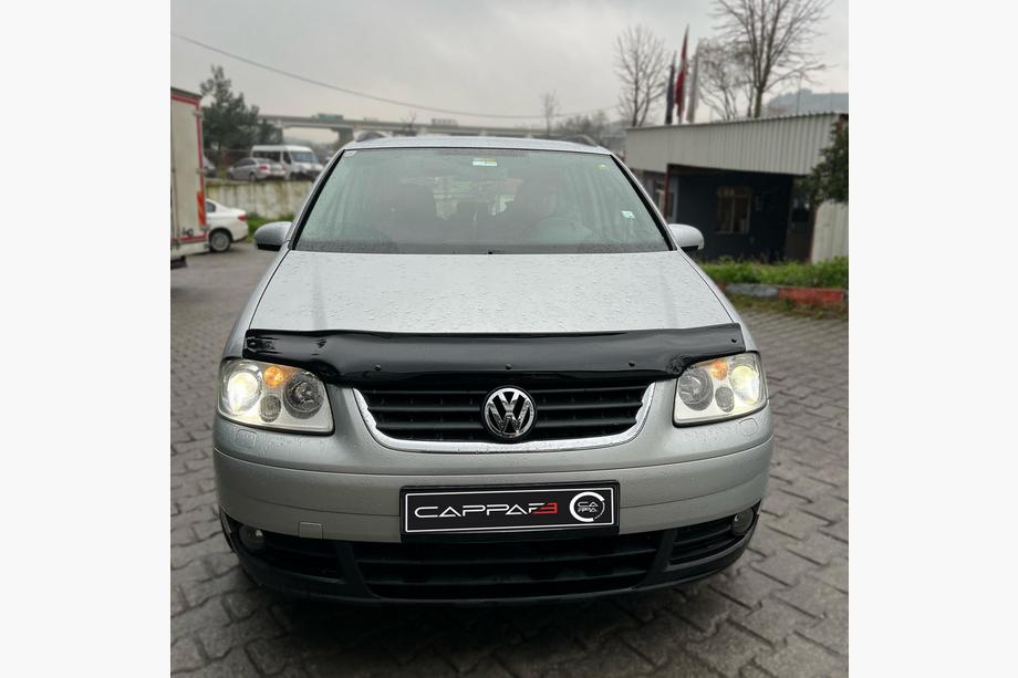 Volkswagen Touran 2003-2010 Deflector capota EuroCap (2003-2006) Foto 1