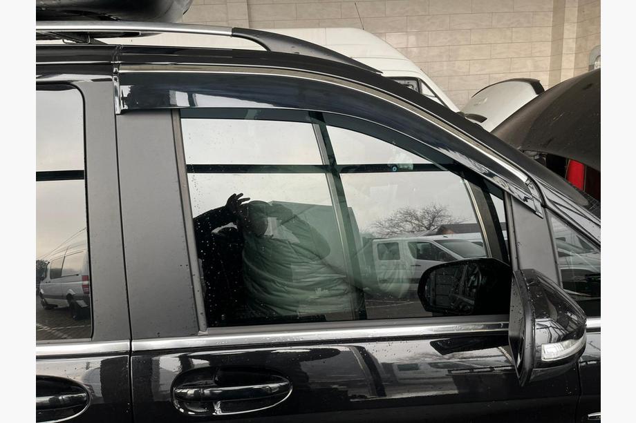 Mercedes Vito/V-class W447 2014- Deflectoare geam cu ornament cromat (2 buc, Niken Future) Foto 2