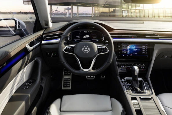 Volkswagen Arteon Shooting Brake: break practic și stilat Fotografie 6