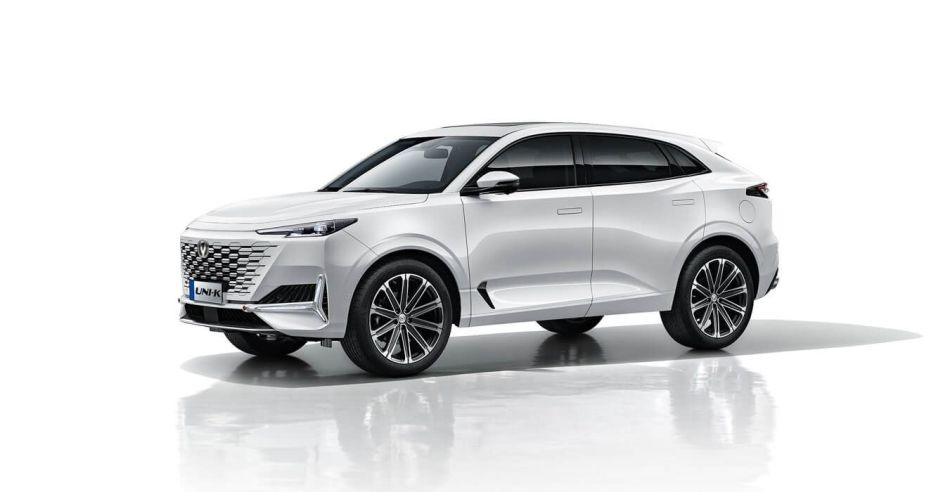 Changan UNI-K: un crossover elegant și puternic din Imperiul Celestial