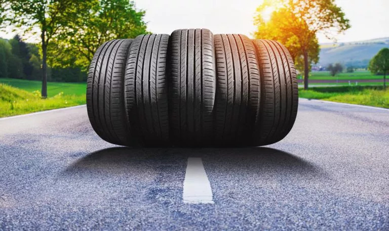 Îngrijirea corespunzătoare a anvelopelor auto de vară