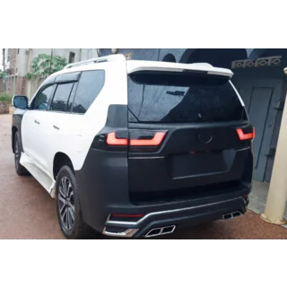 Kit caroserie facelift catre LC 300 foto 3