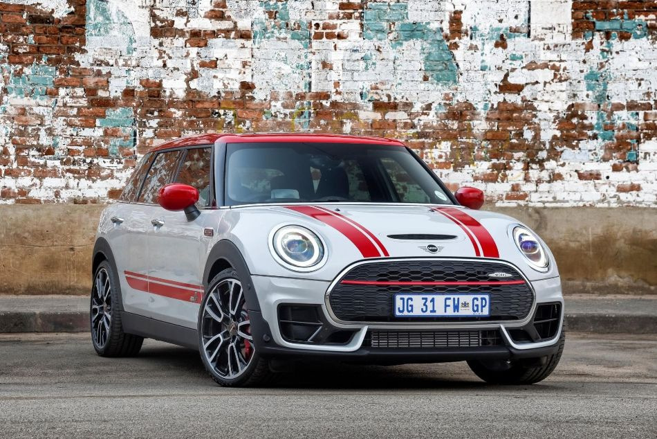 Revizuirea vagonului de înaltă performanță MINI John Cooper Works Clubman