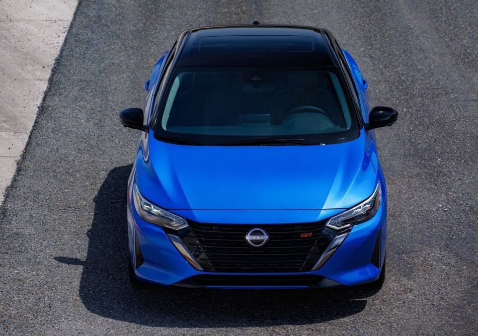 Nissan Sentra 2023: un sedan de gamă medie cu un aspect actualizat