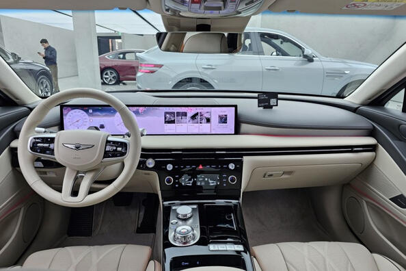 2023 Genesis G80 Review: Sedanul premium coreean actualizat tocmai a devenit mai strălucitor Fotografie 6