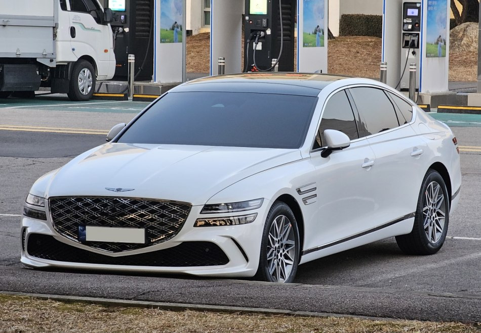 2023 Genesis G80 Review: Sedanul premium coreean actualizat tocmai a devenit mai strălucitor