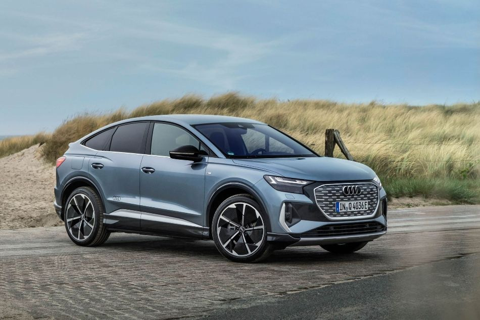 Audi Q4 Sportback e-tron Review: crossover electric elegant