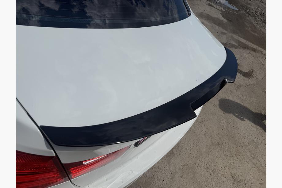 BMW 3 Series F30/F31 2012-2019 Spoiler M4-Style (pentru F30/F80, grunduit pentru vopsire) Image