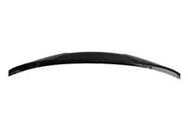 BMW Seria 5 G30/G31 2017–2023 Spoiler M4-Style (Negru Lucios) foto 8