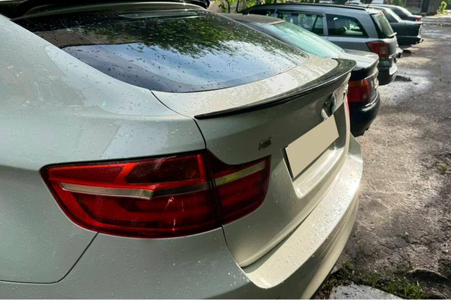 BMW X6 E71 2008–2014 Spoiler DPT (Negru Lucios) Image